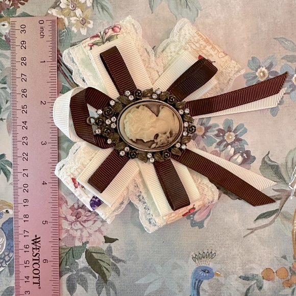 Handmade Cameo Bow Pin/Brooch For Tote Bags, Purse, Sweater Cottagecore Upcycled - Picture 10 of 11